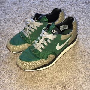 Nike shoes- sample